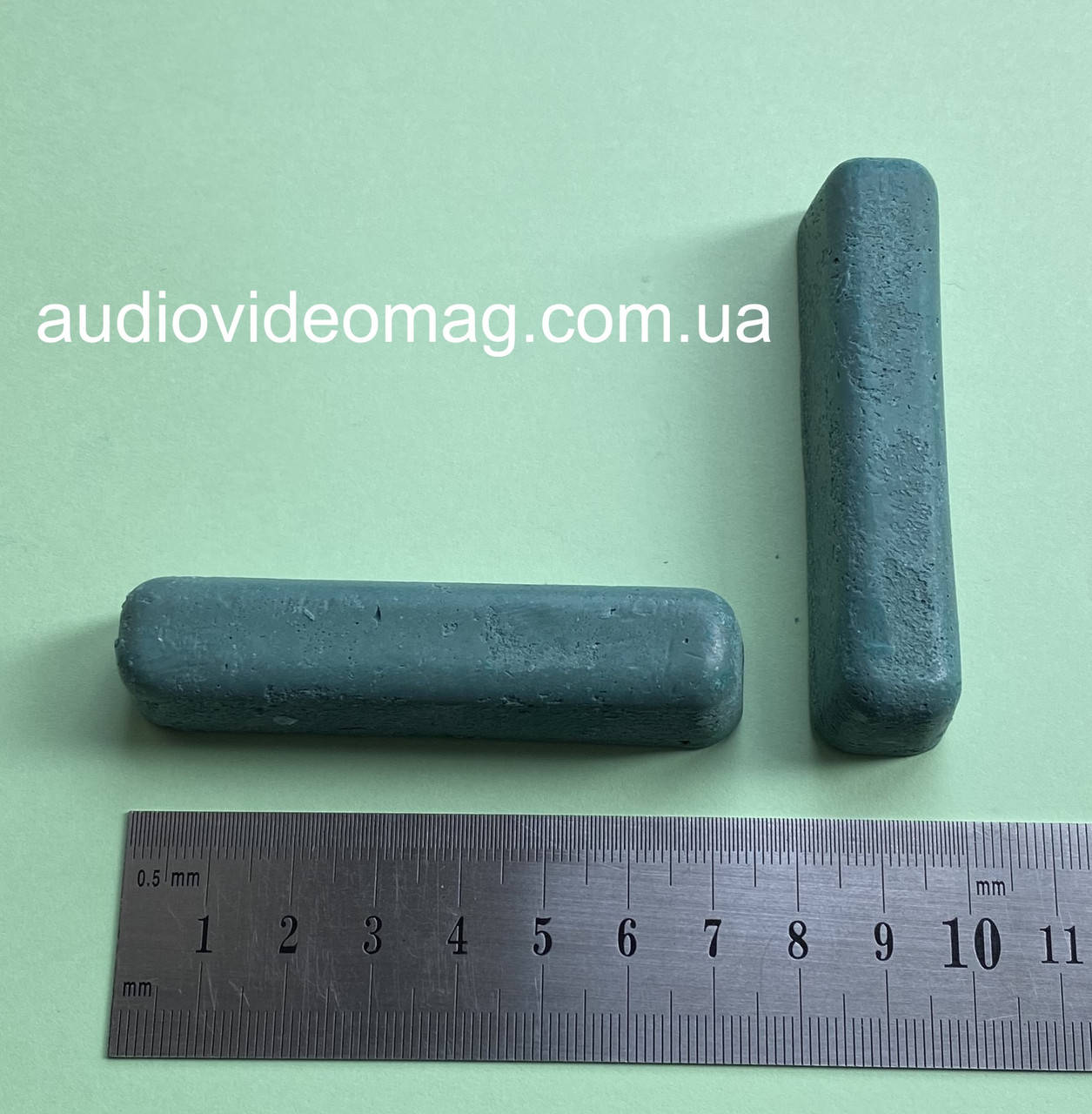 Полировальная паста ГОИ №3 (средняя), 25 грамм
Полировальная паста ГОИ №3 (средняя), 25 грамм