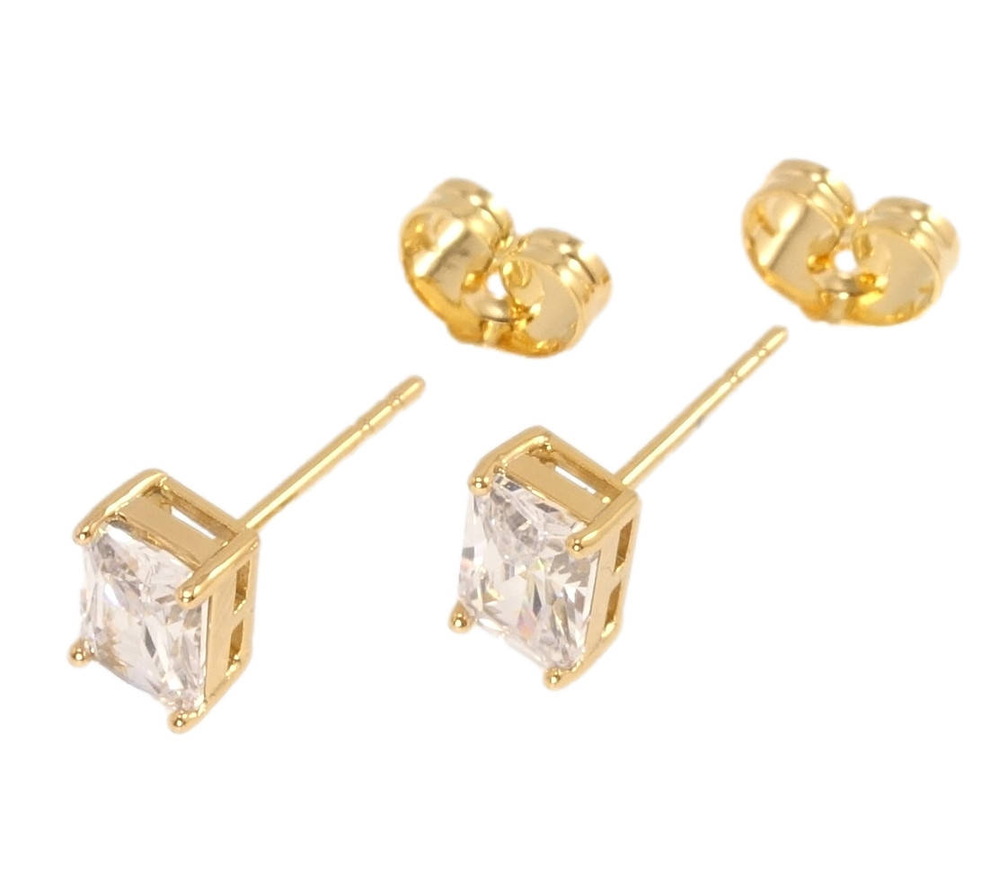 Серьги Xuping Позолота 18K гвоздики (пусеты) "Прямоугольные кристаллы в крапановой оправе" 5х7мм
Серьги Xuping Позолота 18K гвоздики (пусеты) "Прямоугольные кристаллы в крапановой оправе" 5х7мм