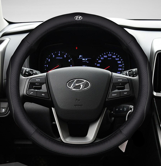 Чехол оплетка на руль кожаная для автомобиля с логотипом Hyundai натуральная кожа Черный
Чехол оплетка на руль кожаная для автомобиля с логотипом Hyundai натуральная кожа Черный