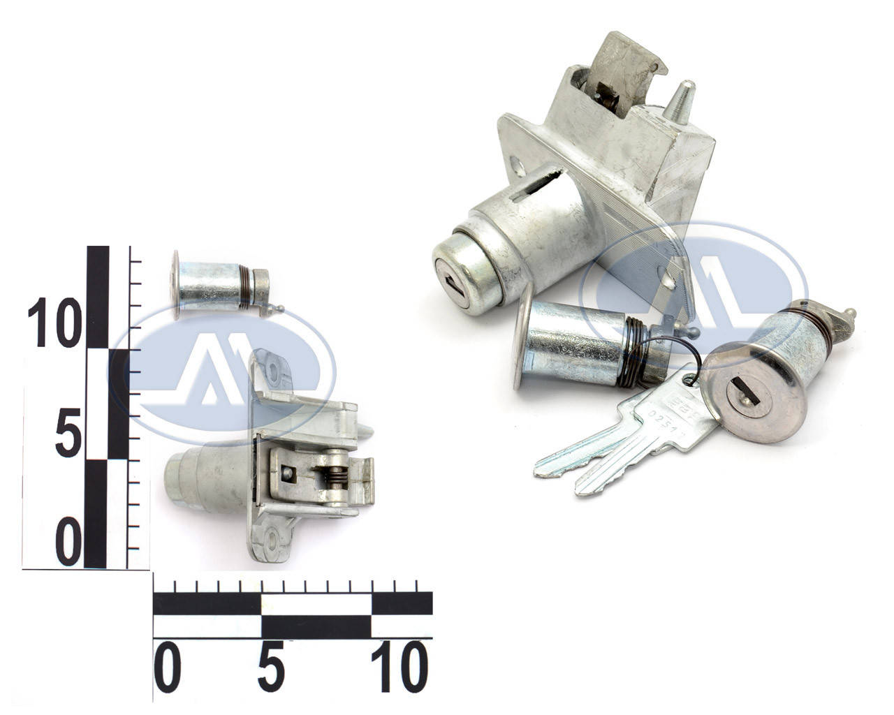 Замок багажника ЗАЗ 1102 с личинками замка дверей
Замок багажника ЗАЗ 1102 с личинками замка дверей