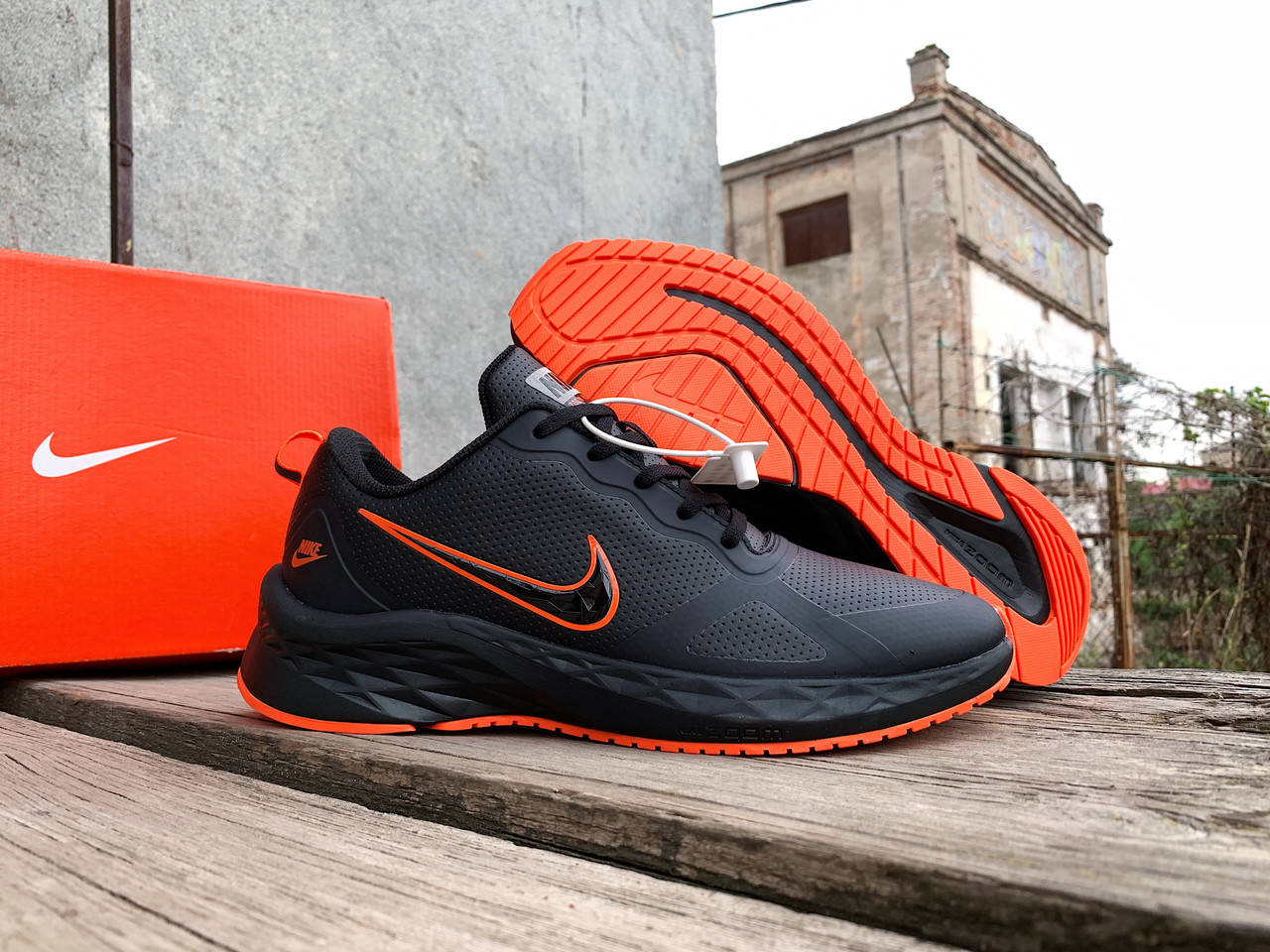 Мужские кожаные кроссовки Nike Zoom Winflo 8 Black Orange черные с оранжевым водонепроницаемые, Черный
Мужские кожаные кроссовки Nike Zoom Winflo 8 Black Orange черные с оранжевым водонепроницаемые, Черный