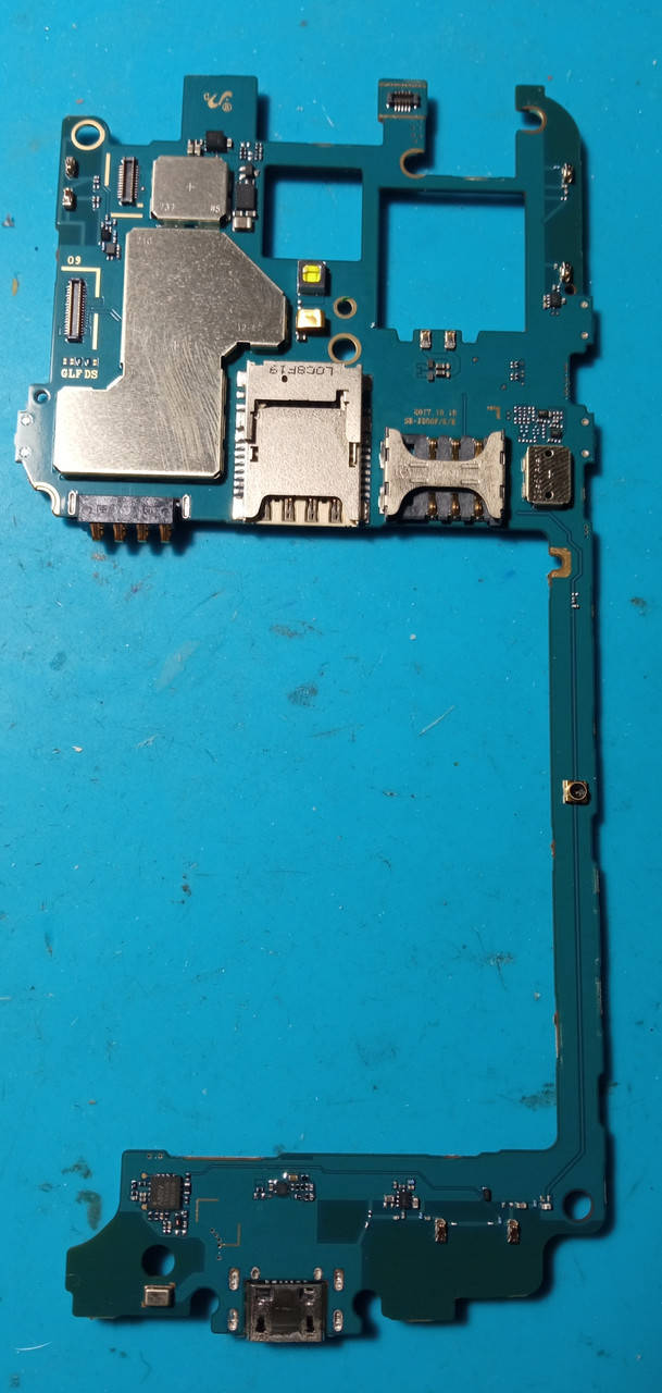 Системная плата Samsung J250F J2
Системная плата Samsung J250F J2