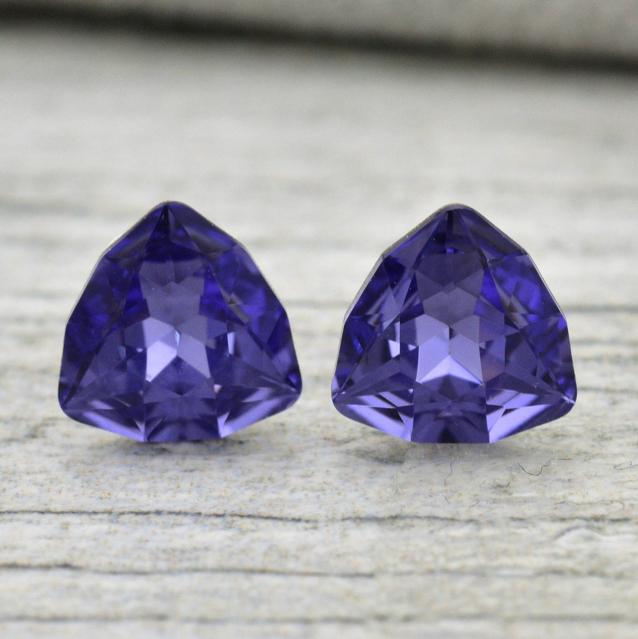 Серьги Xuping с кристаллами Swarovski 83013 размер 7х7 мм цвет сиреневый вес 1.4 г позолота Белое Золото
Серьги Xuping с кристаллами Swarovski 83013 размер 7х7 мм цвет сиреневый вес 1.4 г позолота Белое Золото