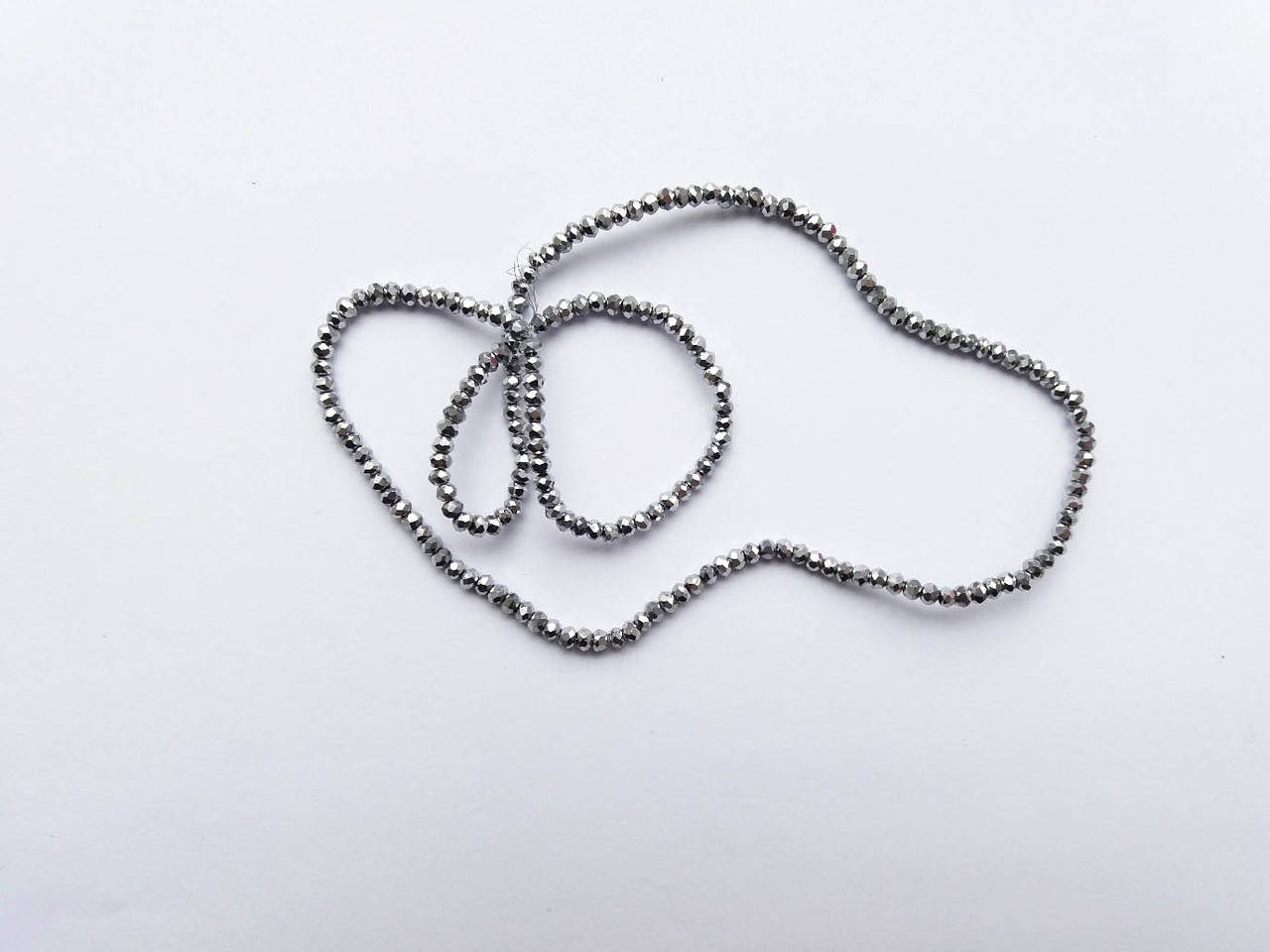 Бусины рондель 2мм*3мм серебро
Бусины рондель 2мм*3мм серебро