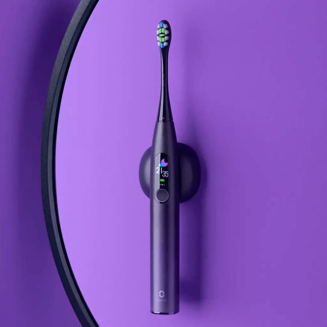 Электрическая зубная щетка Oclean X Pro Aurora Purple / OLED / Международная версия
Электрическая зубная щетка Oclean X Pro Aurora Purple / OLED / Международная версия