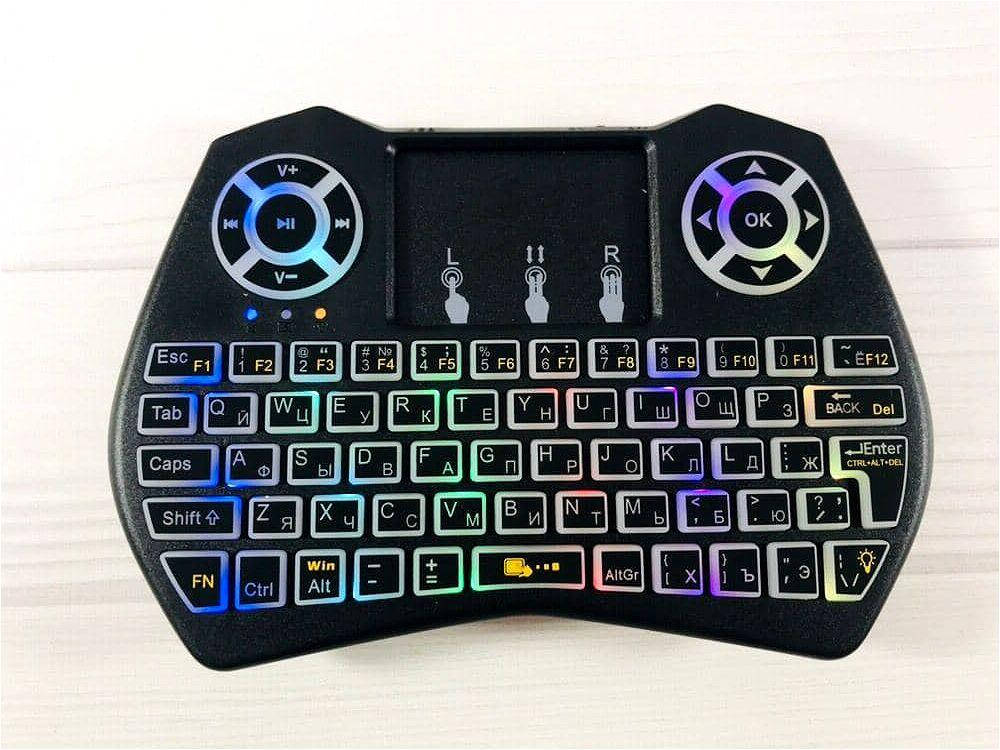 Беспроводная мини клавиатура для телевизора Смарт ТВ I9 Plus с тачпадом и подсветкой RGB для Android Smart TV, Черный 
Беспроводная мини клавиатура для телевизора Смарт ТВ I9 Plus с тачпадом и подсветкой RGB для Android Smart TV, Черный