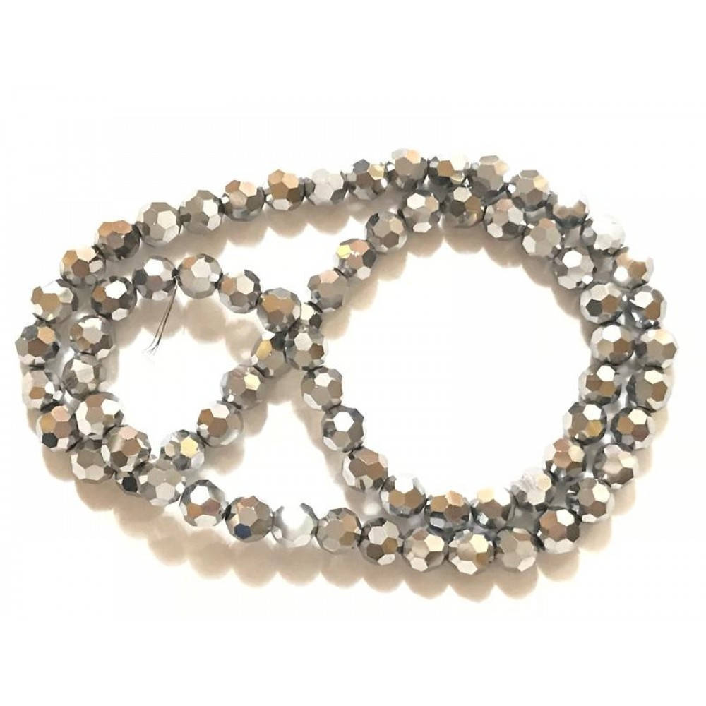 Шарик. (Стекло) Размер 8 мм. В упаковке прим.- 70 шт. Цвет - гальваническое серебро 
Шарик. (Стекло) Размер 8 мм. В упаковке прим.- 70 шт. Цвет - гальваническое серебро