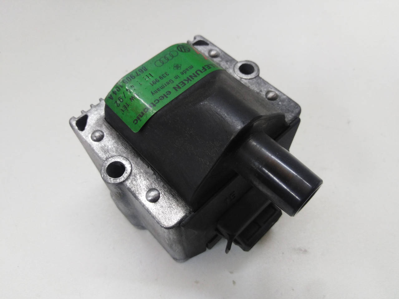 Катушка зажигания Volkswagen Passat, Golf 3, Vento, Пассат, Гольф 3, Венто. 867905104A.
Катушка зажигания Volkswagen Passat, Golf 3, Vento, Пассат, Гольф 3, Венто. 867905104A.