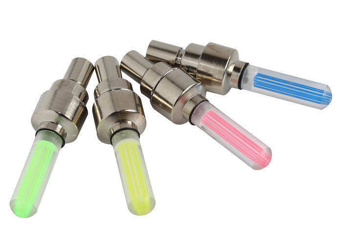 Одноцветная диодная / LED насадка / мигалка / подсветка / колпачок на ниппель колеса ЗЕЛЁНЫЙ
Одноцветная диодная / LED насадка / мигалка / подсветка / колпачок на ниппель колеса ЗЕЛЁНЫЙ