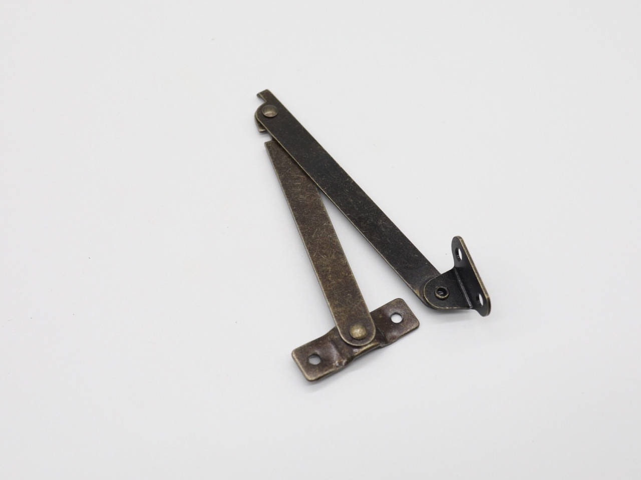 Петелька для шкафов. 117х10мм
Петелька для шкафов. 117х10мм