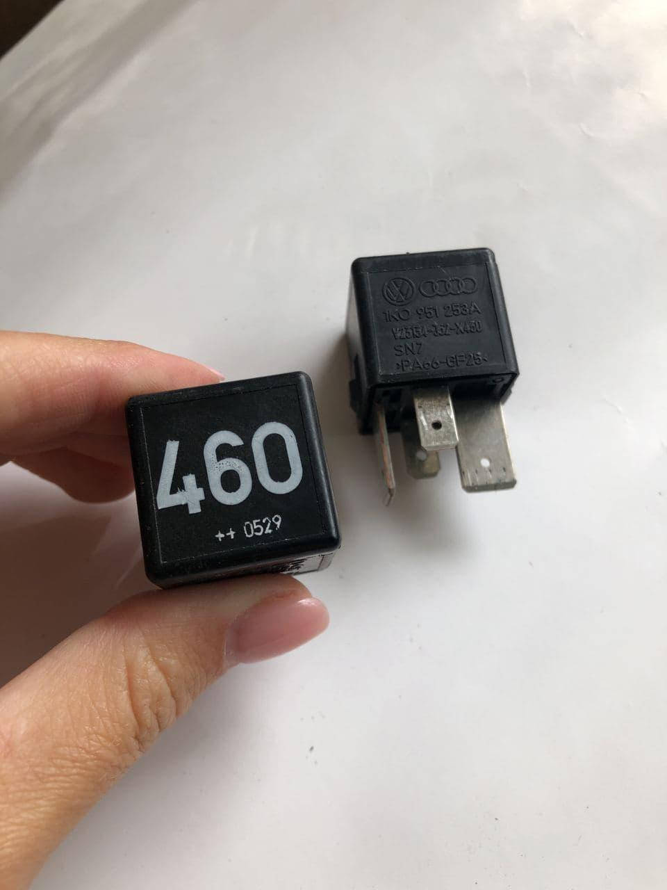 Реле электрическое 1K0951253A 1K0 951 253A VAG VW Passat B6 Audi Skoda запчасти б\у шрот
Реле электрическое 1K0951253A 1K0 951 253A VAG VW Passat B6 Audi Skoda запчасти б\у шрот