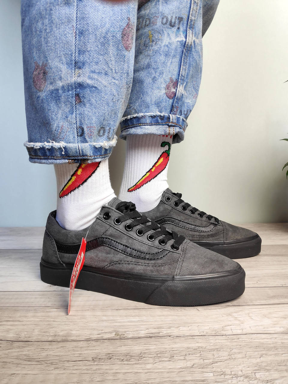 Мужские кеды Vans Old Skool Black Grey темно-серые кеды для мужчин Ванс Олд Скул текстиль хлопок Камбоджа, Темно-серый
Мужские кеды Vans Old Skool Black Grey темно-серые кеды для мужчин Ванс Олд Скул текстиль хлопок Камбоджа, Темно-серый
