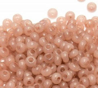 Бисер Preciosa Чехия №02112 1г, кремовый темный, алебастровый
Бисер Preciosa Чехия №02112 1г, кремовый темный, алебастровый