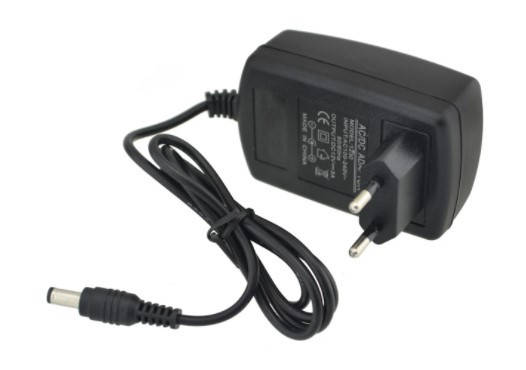 Блок питания 12V3A синя пачка
Блок питания 12V3A синя пачка