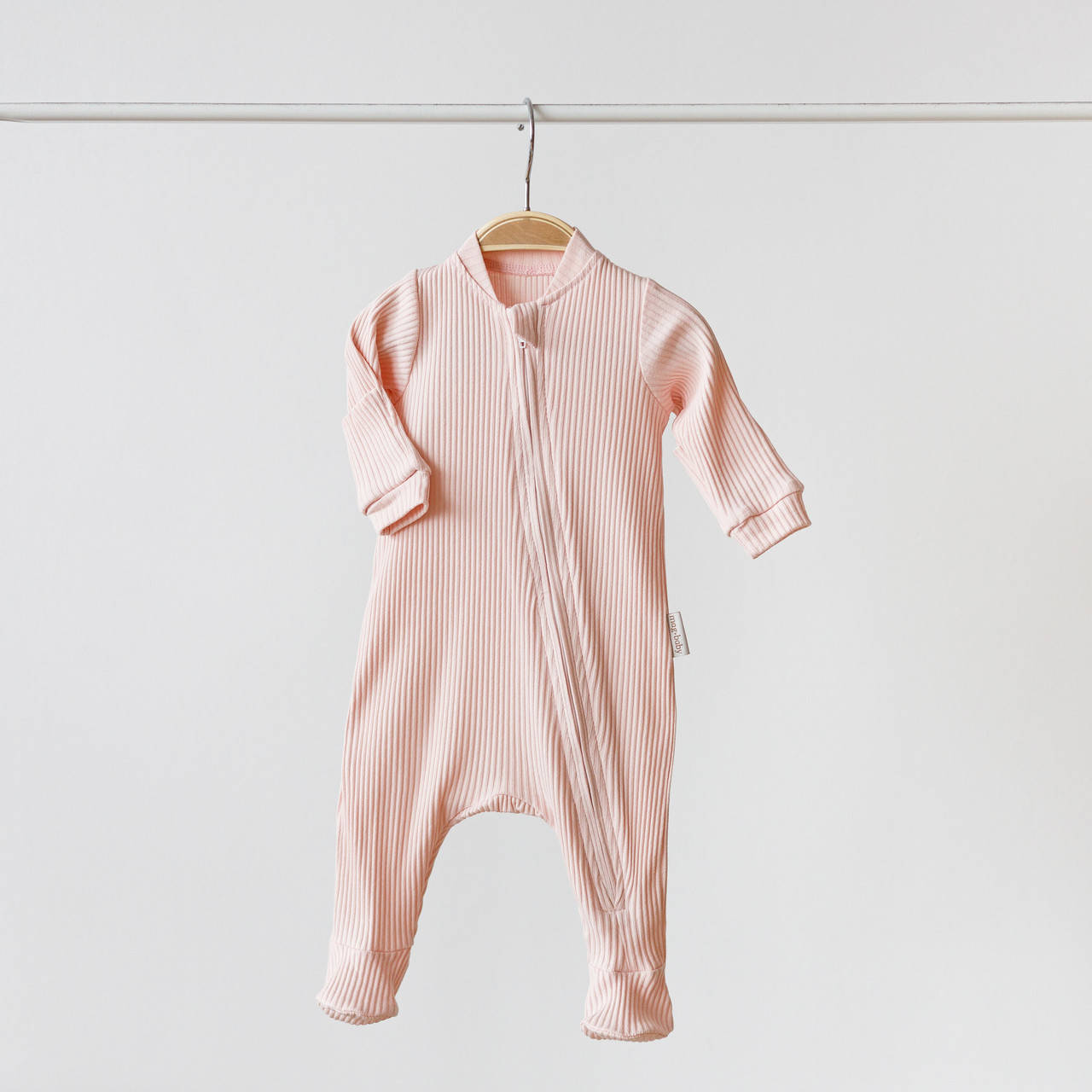 Человечек "Strip", персиковый
Человечек "Strip", персиковый