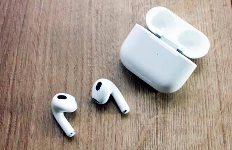 Наушники беспроводные AirPods 3 качество топ с (шумоподавлением). Премиум версия, Белый
Наушники беспроводные AirPods 3 качество топ с (шумоподавлением). Премиум версия, Белый
