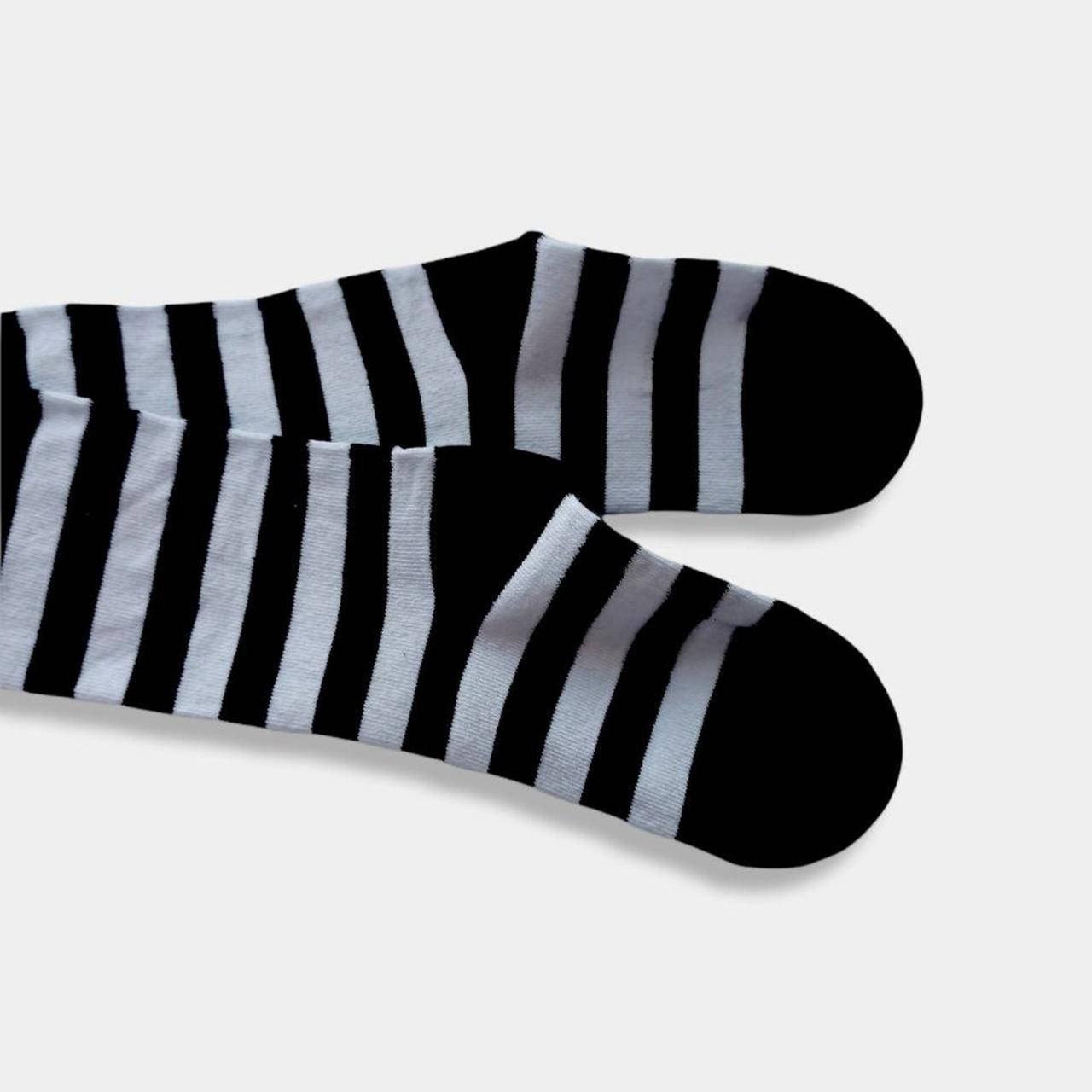 Детские хлопковые колготки в полоску от 110 до 158 ТМ "Twinsocks" Черный белая полоска, 128-134 /8-9 лет
Детские хлопковые колготки в полоску от 110 до 158 ТМ "Twinsocks" Черный белая полоска, 128-134 /8-9 лет