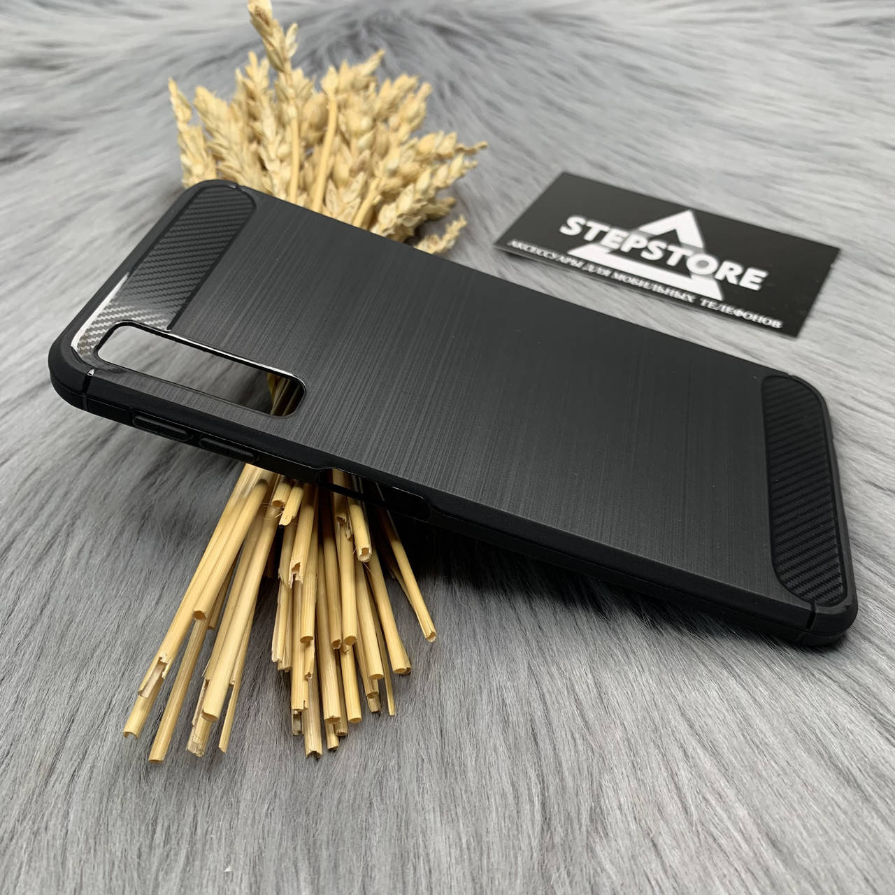 Чехол противоударный для Samsung A7 2018 А750 с карбоновыми вставками силиконовый чёрный толстый, Черный
Чехол противоударный для Samsung A7 2018 А750 с карбоновыми вставками силиконовый чёрный толстый, Черный