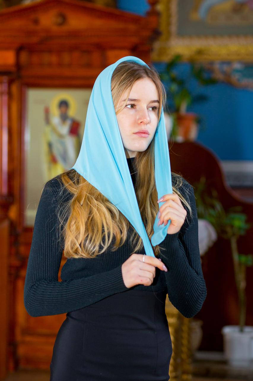 Однотонный платок на голову женский шифоновый красивый легкий Долорес голубого цвета, Голубой
Однотонный платок на голову женский шифоновый красивый легкий Долорес голубого цвета, Голубой