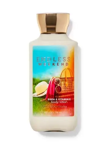 Лосьон для тела Endless Weekend Bath and Body Works
Лосьон для тела Endless Weekend Bath and Body Works