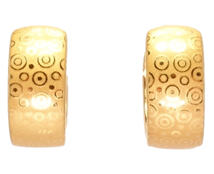 Серьги Xuping Позолота 18K колечки "Орнамент напылением"
Серьги Xuping Позолота 18K колечки "Орнамент напылением"