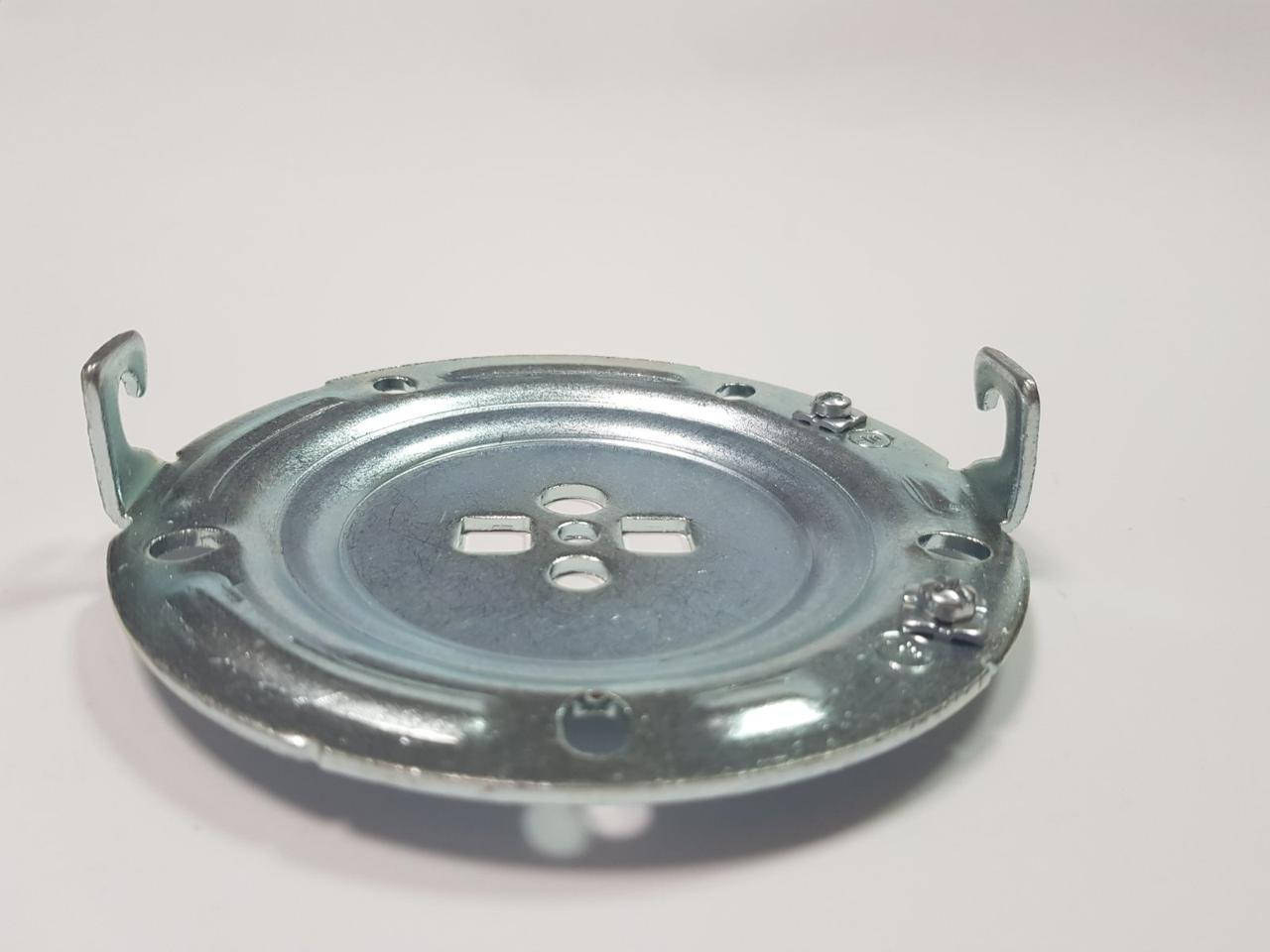 Фланец под 5 болтов для водонагревателей Ariston ABS VLS EVO PW ТЭН 1,5 кВт 65180071
Фланец под 5 болтов для водонагревателей Ariston ABS VLS EVO PW ТЭН 1,5 кВт 65180071