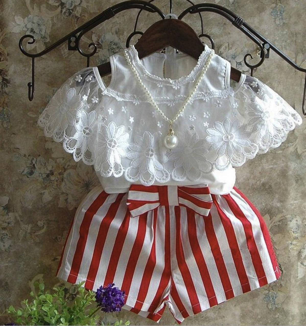 Детский летний костюм для девочки
Детский летний костюм для девочки