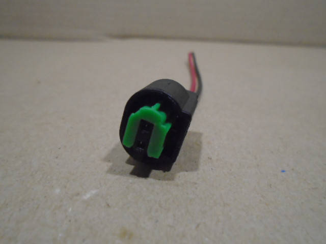 Разъем датчика температуры воздуха снаружи ВАЗ
Разъем датчика температуры воздуха снаружи ВАЗ