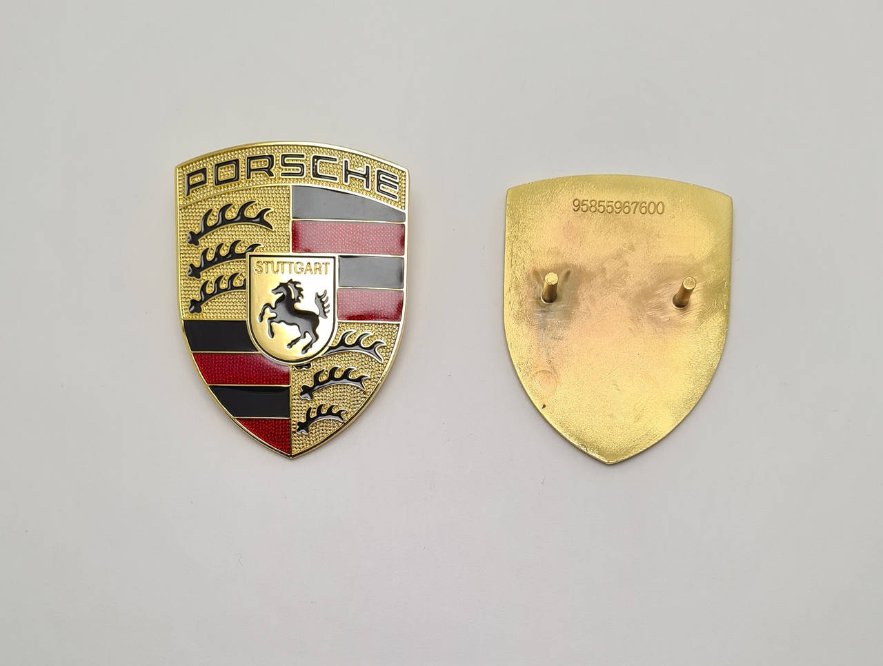 Эмблема Porsche 
Эмблема Porsche