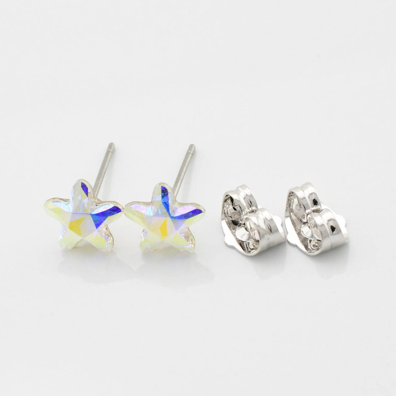 Серьги Xuping с кристаллами Swarovski 83057БЗ размер 7х7 мм цвет рассвет позолота Белое Золото
Серьги Xuping с кристаллами Swarovski 83057БЗ размер 7х7 мм цвет рассвет позолота Белое Золото