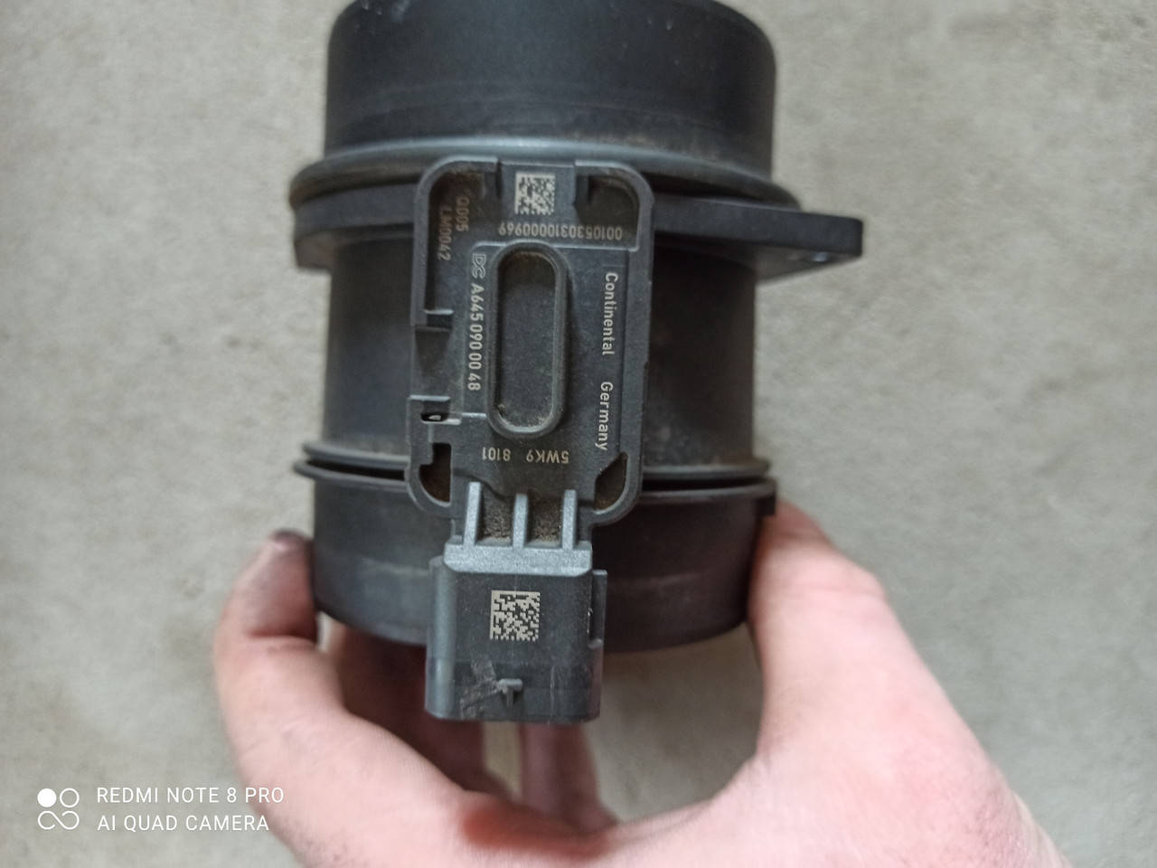 Росходомер ДМРВ воздухомер Mercedes W205, Sprinter, w447, W176, W246 2. 2cdi A6450900048, 5WK98101
Росходомер ДМРВ воздухомер Mercedes W205, Sprinter, w447, W176, W246 2. 2cdi A6450900048, 5WK98101