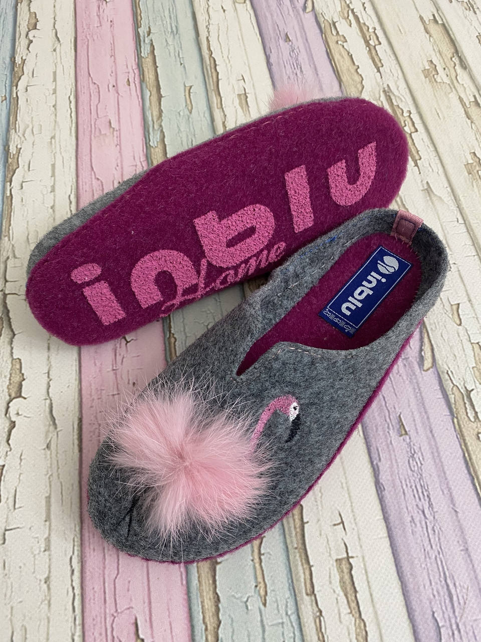 Женские тапочки Inblu только 37(24,2см) и 39(25,5см) размер в размер.Фетровые бесшумные тапочки., Серый
Женские тапочки Inblu только 37(24,2см) и 39(25,5см) размер в размер.Фетровые бесшумные тапочки., Серый