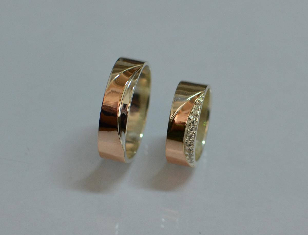 Пара обручальных колец из серебра Обр1415 15
Пара обручальных колец из серебра Обр1415 15