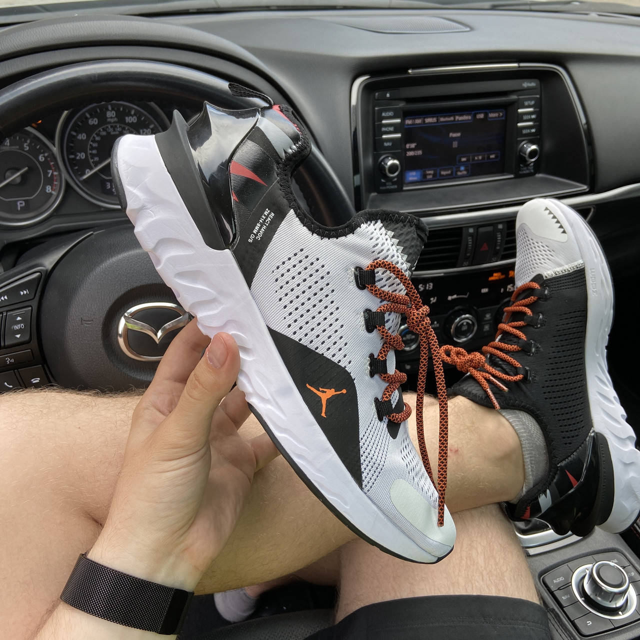 Мужские кроссовки Nike Air Jordan React Havoc, мужские кроссовки найк аир джордан реакт хавок, Черно-белый
Мужские кроссовки Nike Air Jordan React Havoc, мужские кроссовки найк аир джордан реакт хавок, Черно-белый