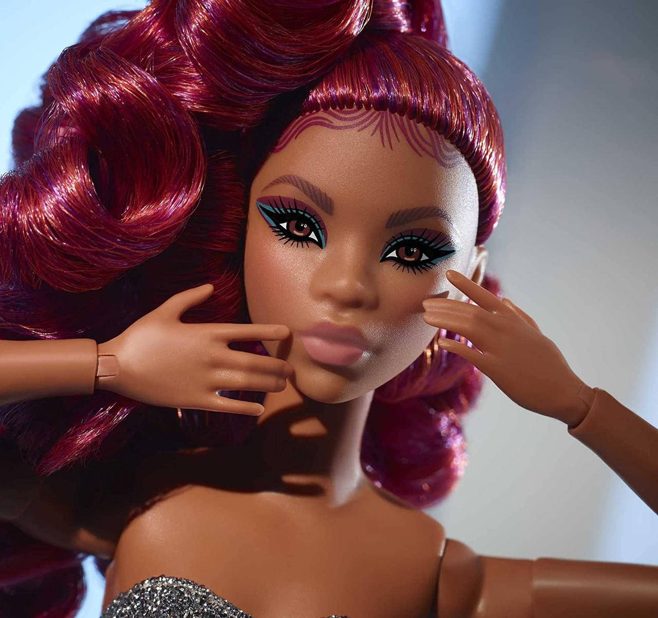 Коллекционная кукла Барби Сигнатур Лукс афроамериканка рыжие волосы Barbie Signature Looks Red Hair
Коллекционная кукла Барби Сигнатур Лукс афроамериканка рыжие волосы Barbie Signature Looks Red Hair