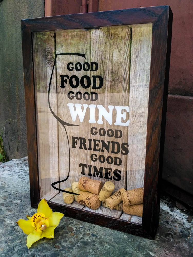 Копилка для винных пробок - Good Food Good Wine Good Friends Good Times, Коричневый
Копилка для винных пробок - Good Food Good Wine Good Friends Good Times, Коричневый