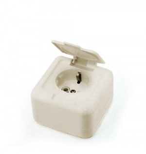 Розетка РА10-311 брызгозащищенная 
Розетка РА10-311 брызгозащищенная