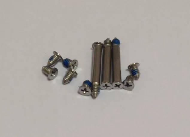 Винтики для нижней крышки Apple Macbook Pro 13" 15" 17" Unibody A1278 A1286 A1297 (Комплект 7+3 шт.) нов
Винтики для нижней крышки Apple Macbook Pro 13" 15" 17" Unibody A1278 A1286 A1297 (Комплект 7+3 шт.) нов