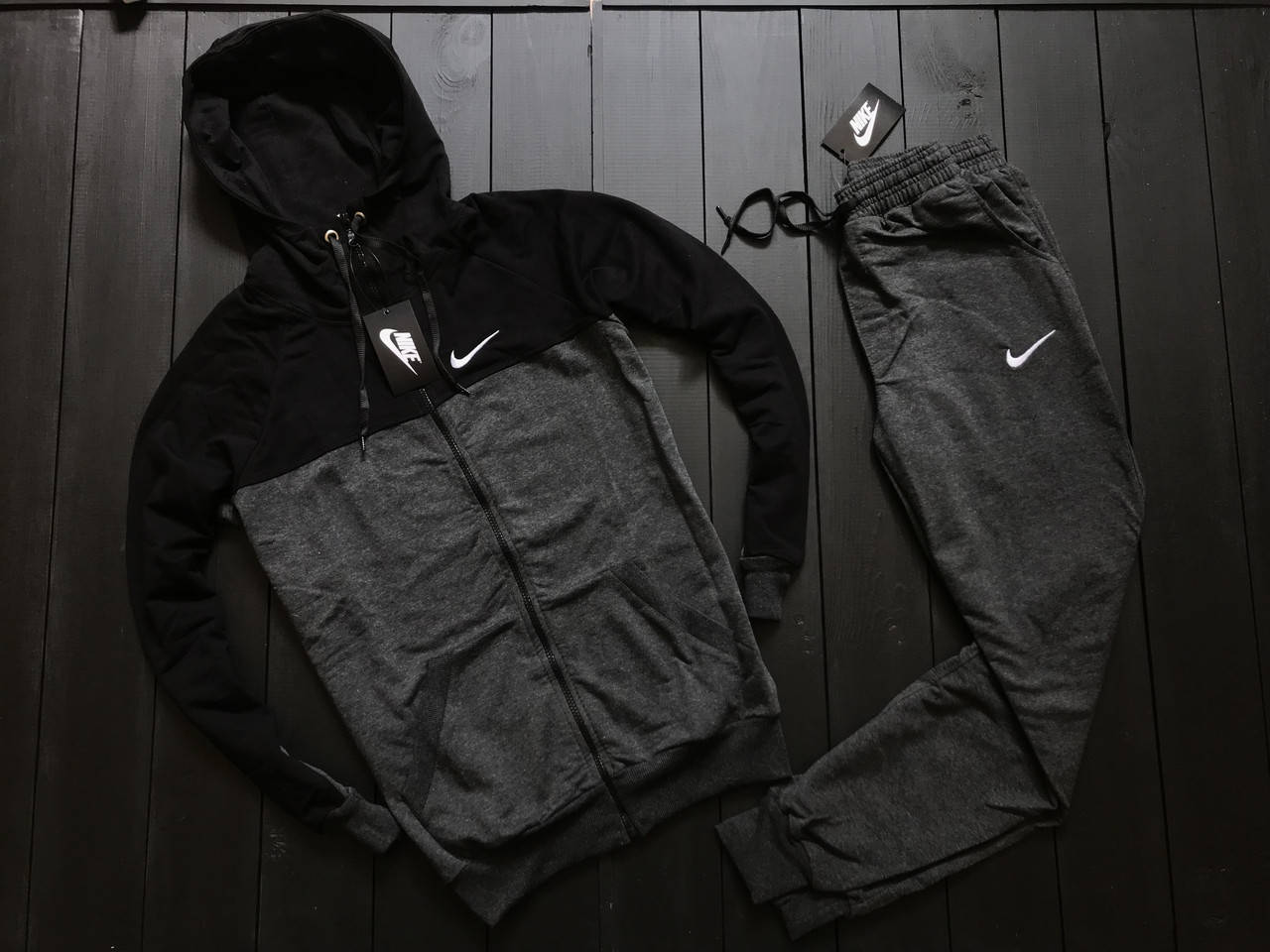 Мужской Спортивный костюм Nike найк (штаны+кофта), весенний спортивный костюм, чоловічий спортивний костюм L
Мужской Спортивный костюм Nike найк (штаны+кофта), весенний спортивный костюм, чоловічий спортивний костюм L