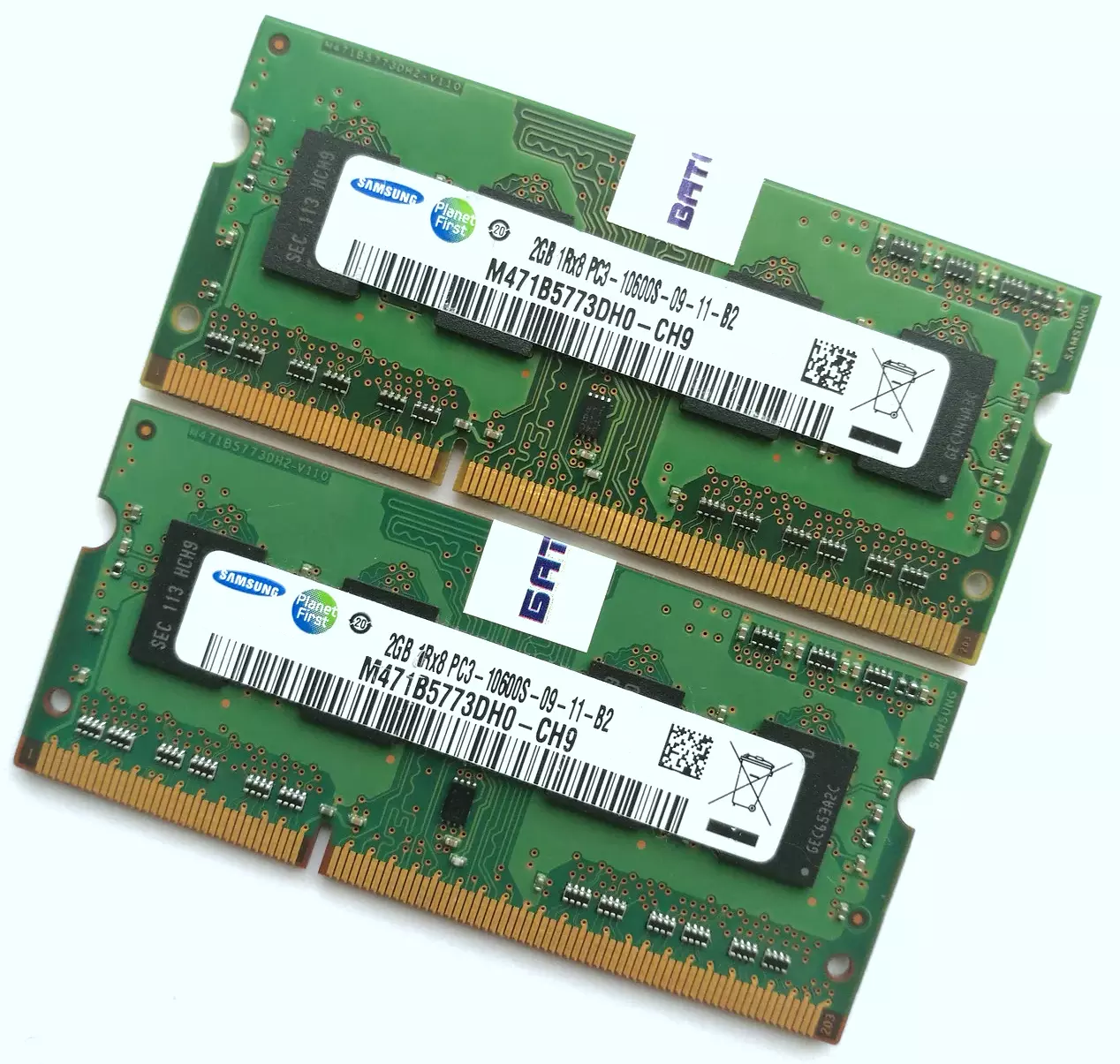 Оперативная память для ноутбука Samsung SODIMM DDR3 4Gb (2+2) 1333MHz 10600S CL9 (M471B5773DH0-CH9) Б/У
Оперативная память для ноутбука Samsung SODIMM DDR3 4Gb (2+2) 1333MHz 10600S CL9 (M471B5773DH0-CH9) Б/У