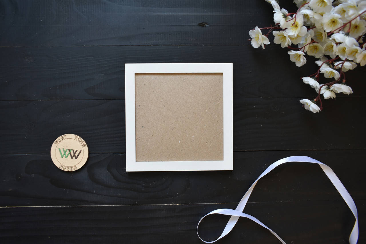 Квадратная фоторамка из дерева 15х15 см для составной настенной композиции, для панно декора стен (любой цвет), Белый
Квадратная фоторамка из дерева 15х15 см для составной настенной композиции, для панно декора стен (любой цвет), Белый