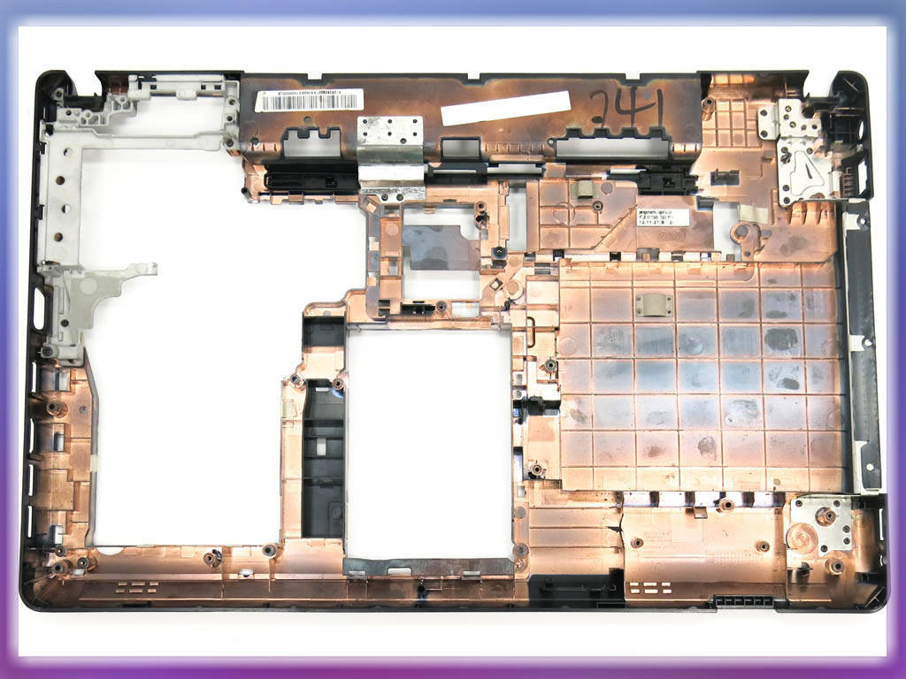 Корпус для ноутбука Lenovo ThinkPad E530, E535, E530C (Нижняя крышка (корыто) + Крепление петель AM0NV000700).
Корпус для ноутбука Lenovo ThinkPad E530, E535, E530C (Нижняя крышка (корыто) + Крепление петель AM0NV000700).