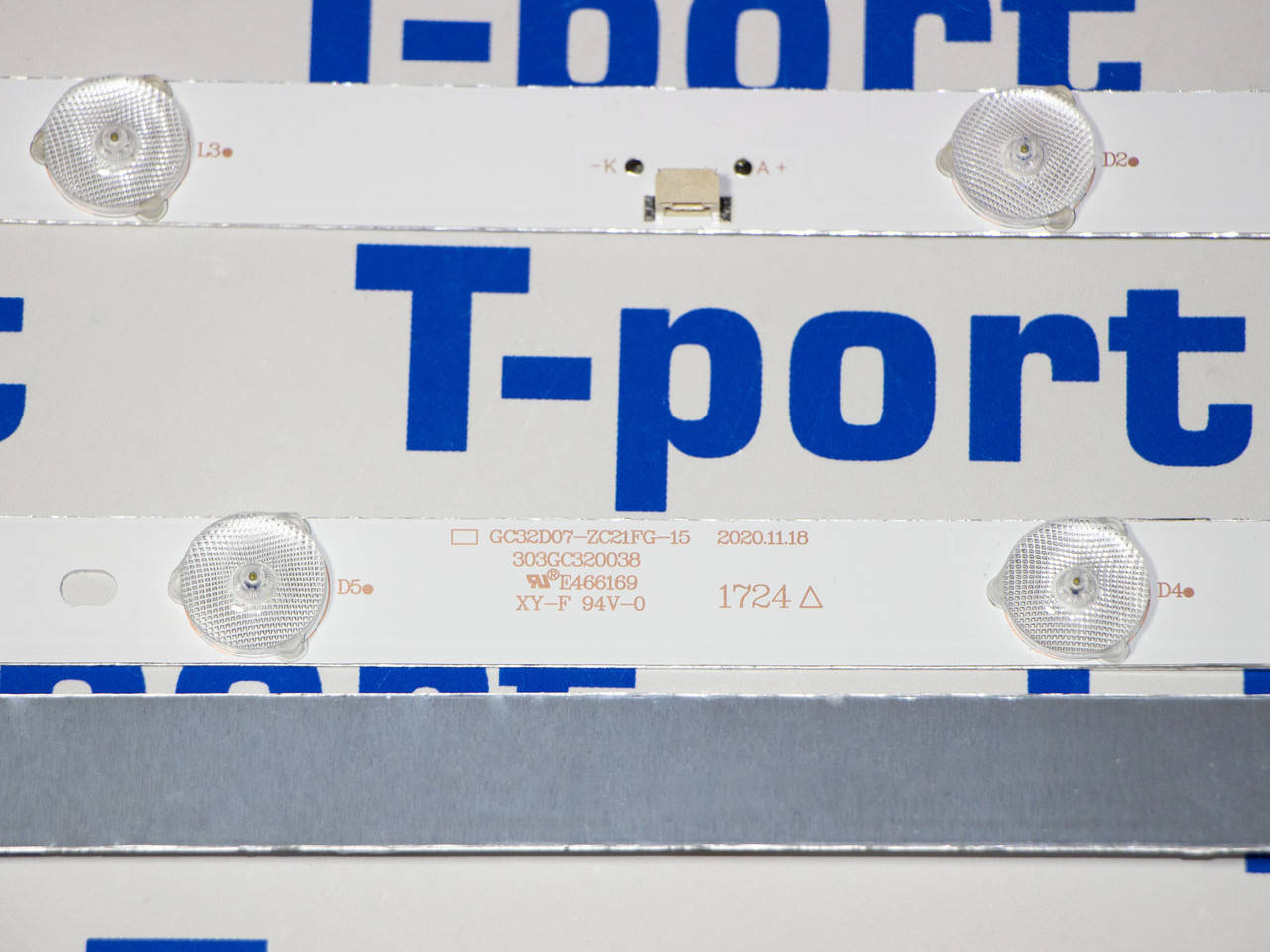 Комплект светодиодной подсветки GC32D07-ZC21FG-15, GC32D07-ZC21AG-29, RF-EG320B32-0701S-07A1
Комплект светодиодной подсветки GC32D07-ZC21FG-15, GC32D07-ZC21AG-29, RF-EG320B32-0701S-07A1