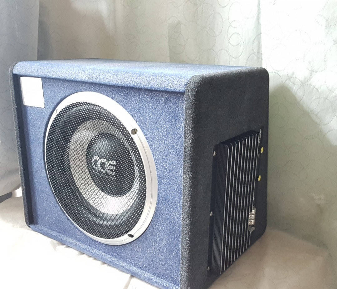 Автомобильный Сабвуфер Активный 10" дюймов CCЕ Оригинал в авто машину самбуфер с усилителем корпусный 600w
Автомобильный Сабвуфер Активный 10" дюймов CCЕ Оригинал в авто машину самбуфер с усилителем корпусный 600w