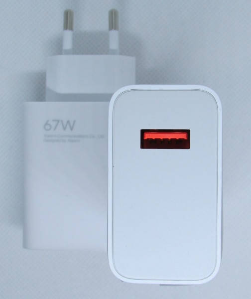 Зарядний пристрій Xiaomi MDY-12-EH 67W Quick Charge 3.0 біле Оригінал (470400000D1D), White
Зарядний пристрій Xiaomi MDY-12-EH 67W Quick Charge 3.0 біле Оригінал (470400000D1D), White