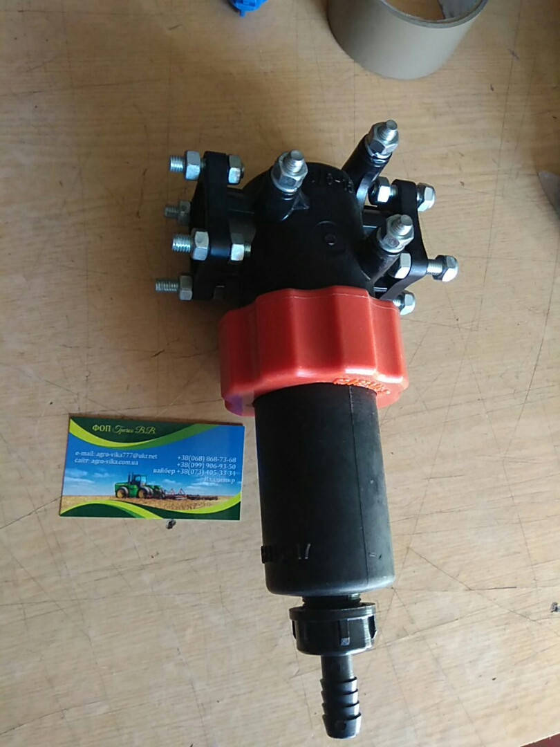 Фильтр на регулятор- распределитель на опрыскиватель
Фильтр на регулятор- распределитель на опрыскиватель