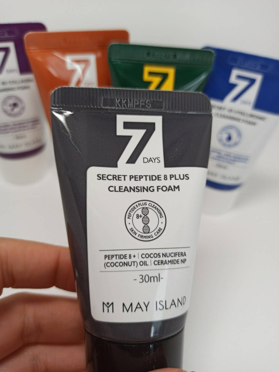 Очищающая пенка с пептидами May Island 7 Days Secret Peptide 8 Plus Cleansing Foam 30 ml May Island 7 Days Se
Очищающая пенка с пептидами May Island 7 Days Secret Peptide 8 Plus Cleansing Foam 30 ml May Island 7 Days Se