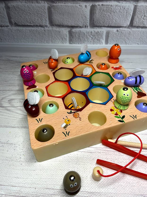 Развивающая игра магнитная рыбалка и сортировка Пчелиный улей и рыбки Wooden fishing по Монтессори, Разные цвета
Развивающая игра магнитная рыбалка и сортировка Пчелиный улей и рыбки Wooden fishing по Монтессори, Разные цвета