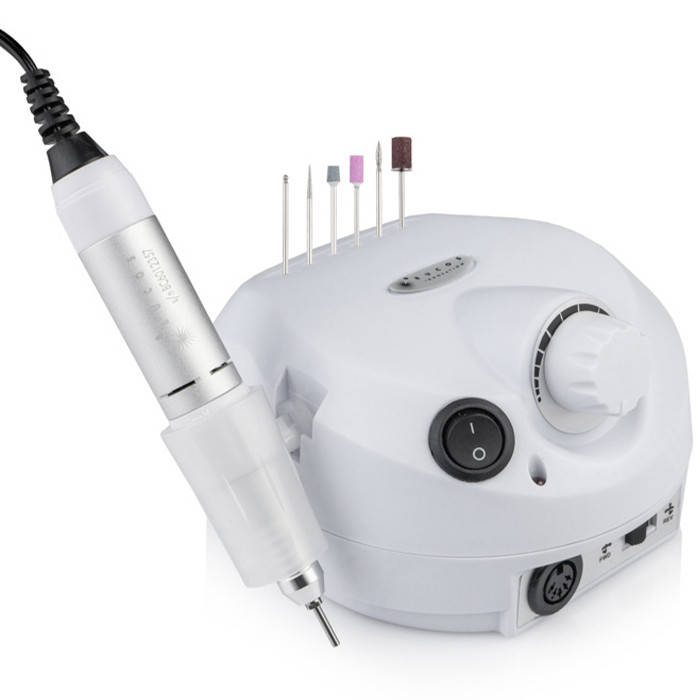 Фрезер для маникюра BUCOS Nail Drill ZS-601 PRO WHITE на 45 Вт. и 35 000 об. (+6 фрез в подарок), Белый
Фрезер для маникюра BUCOS Nail Drill ZS-601 PRO WHITE на 45 Вт. и 35 000 об. (+6 фрез в подарок), Белый