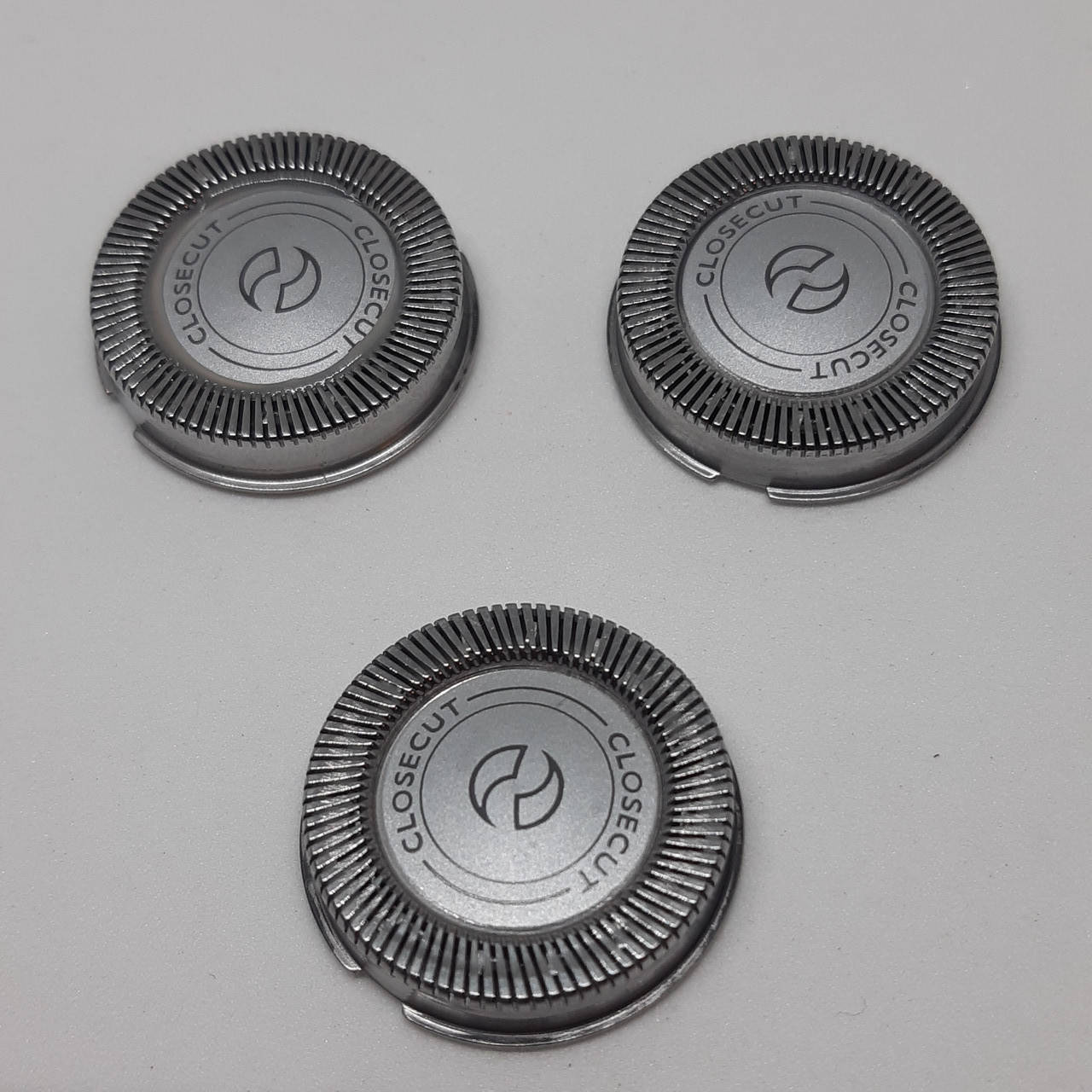 Бритвенные головки HQ4 CloseCut (3 сетки+3 ножа) для бритвы Philips Series 3 HQ55.., HQ56.., HQ66..
Бритвенные головки HQ4 CloseCut (3 сетки+3 ножа) для бритвы Philips Series 3 HQ55.., HQ56.., HQ66..